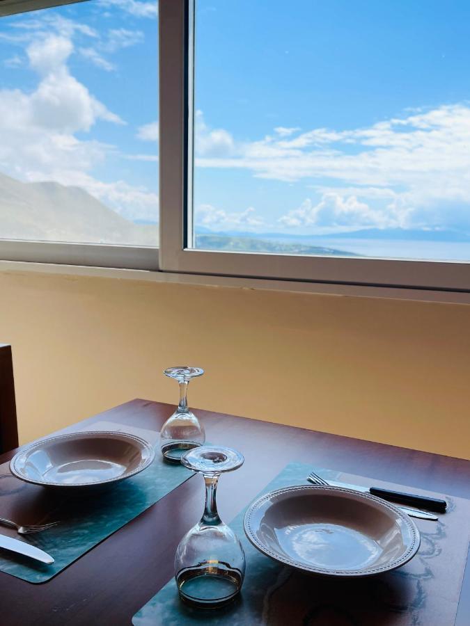 Lucas Apartments Himare Luaran gambar