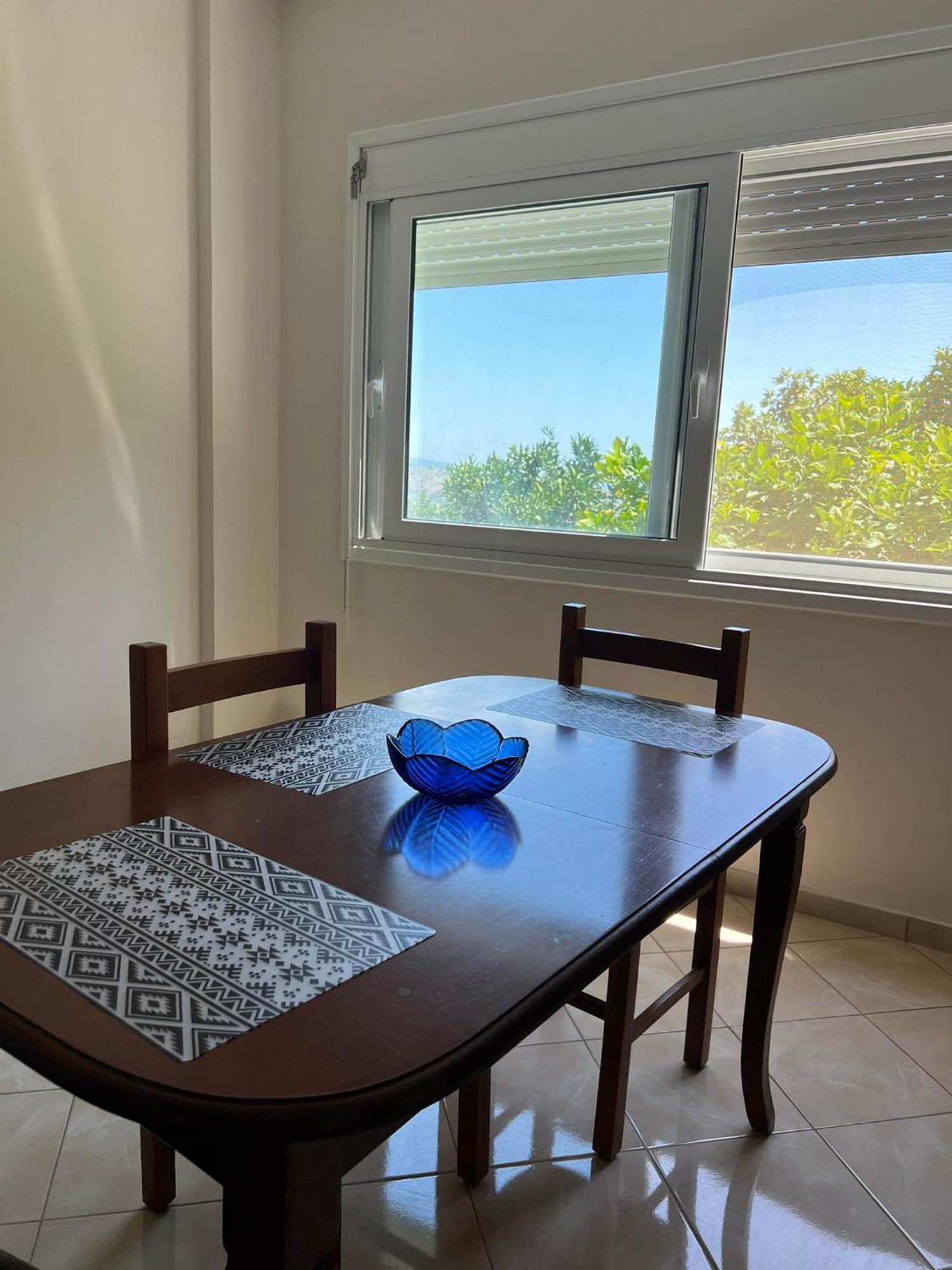 Lucas Apartments Himare Bilik gambar