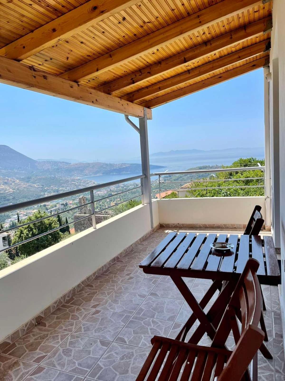 Lucas Apartments Himare Bilik gambar