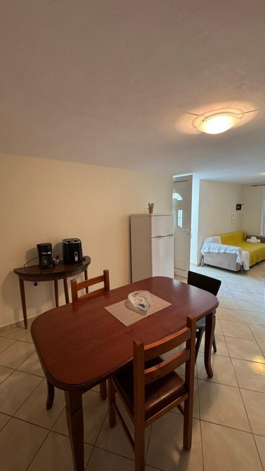 Lucas Apartments Himare Bilik gambar